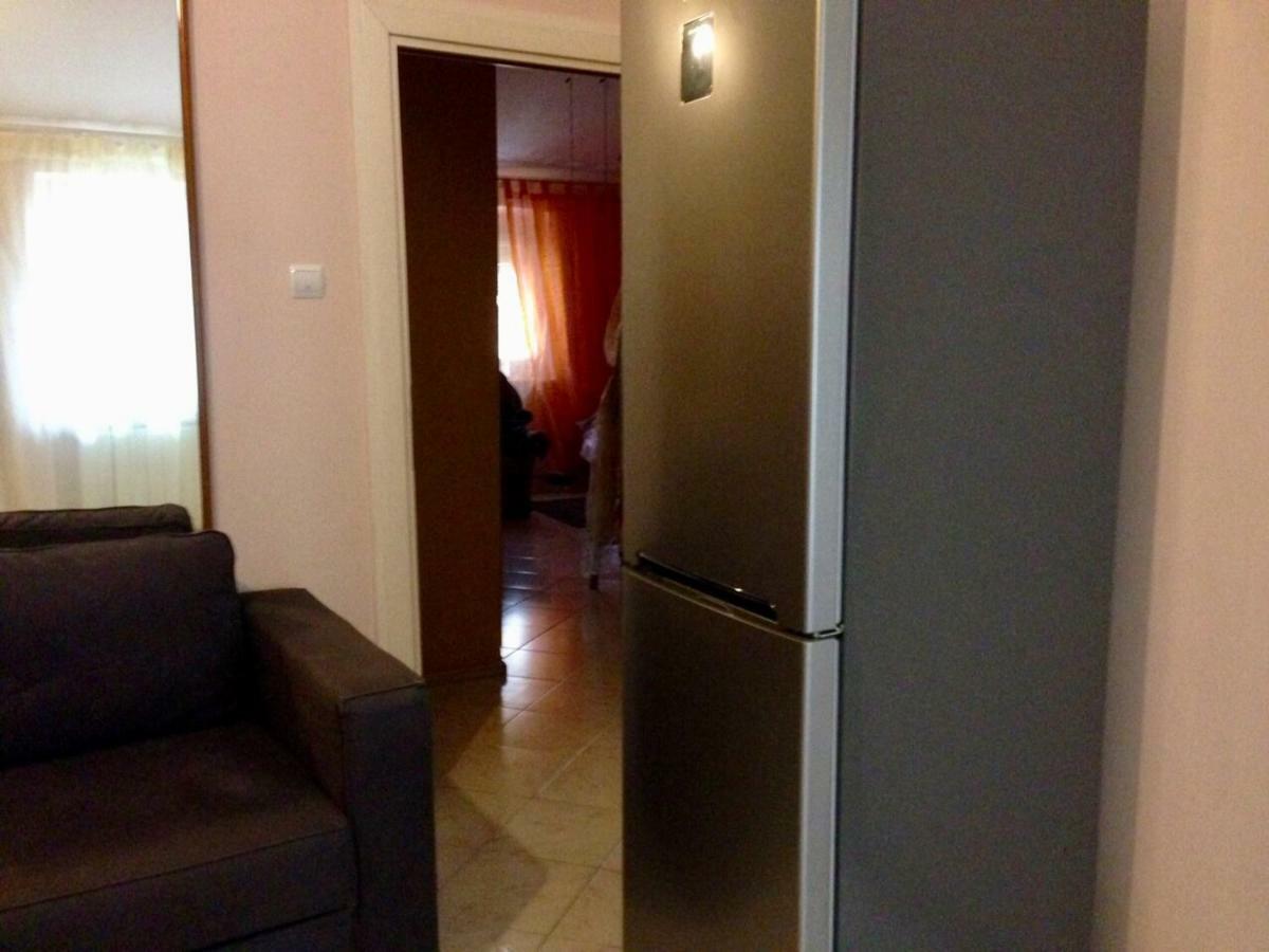 Una Stanza In Un Appartamento Gênes Extérieur photo