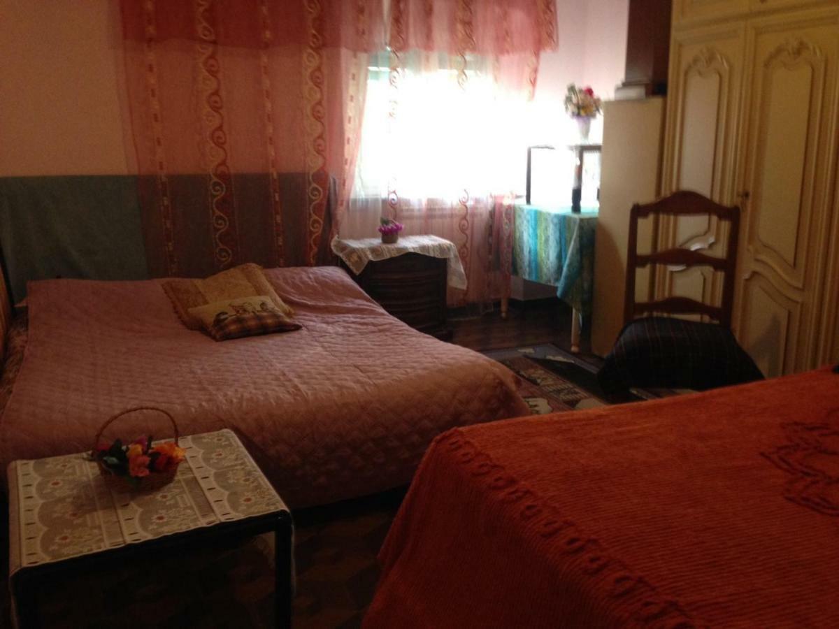 Una Stanza In Un Appartamento Gênes Extérieur photo